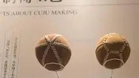 康辉带货直播中诗意朗诵引关注，纠正李佳琦发音引热议